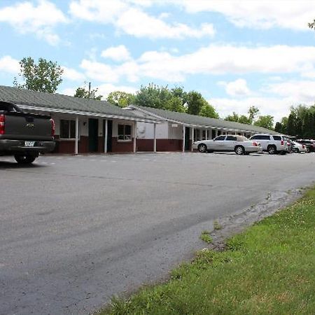 Blisspoint Inn Fka Motel 6T7 インディアナポリス エクステリア 写真